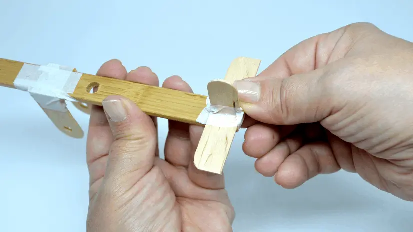 Como fazer um avião com palito de picolé!